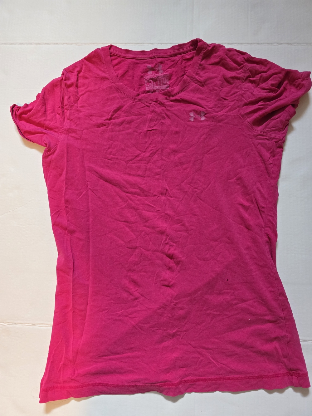 Under Armour Women's Bright Fuchsia V-Neck Short Sleeve Tee